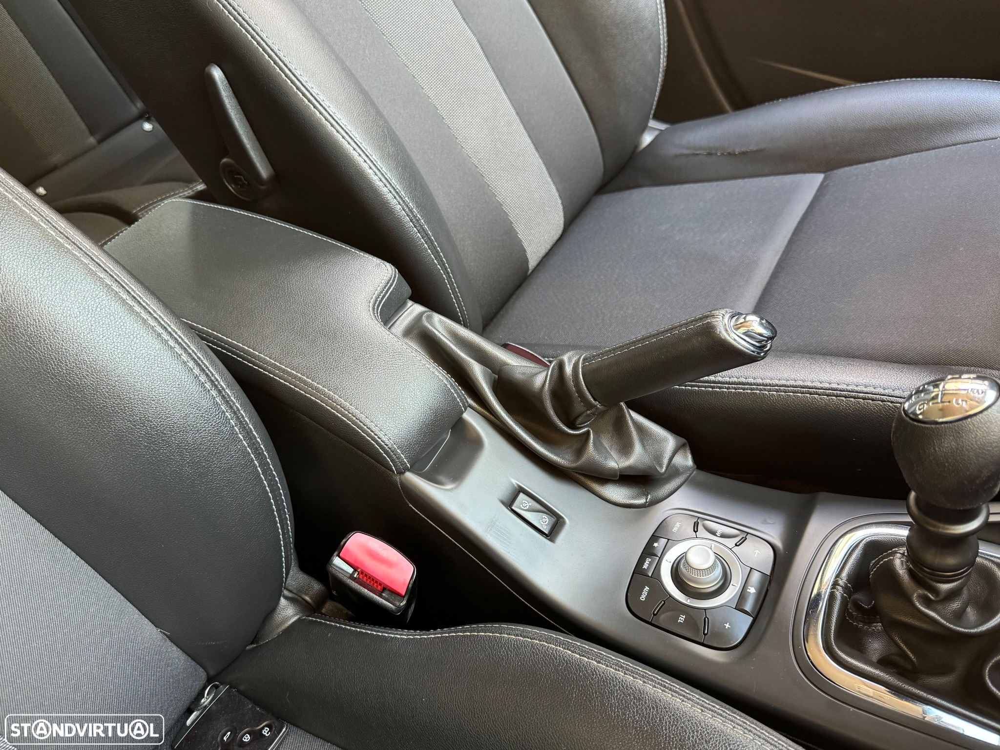 Renault Mégane 1.5 dCi Intens - 15