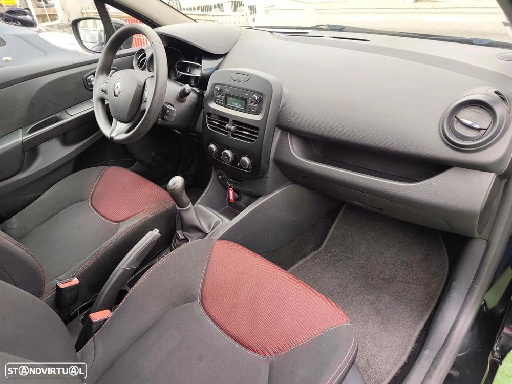 Renault Clio 1.2 16V Confort 130g - 10