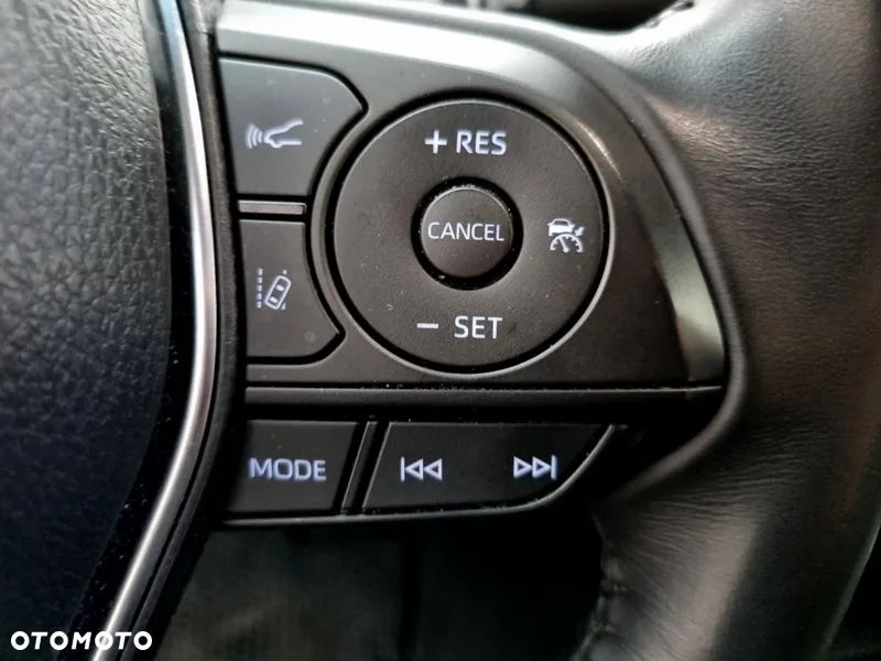 Toyota Camry 2.5 Hybrid Prestige CVT - 24