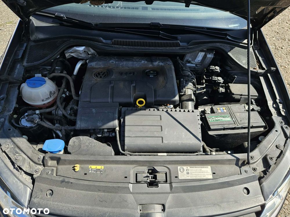 Volkswagen Polo 1.4 TDI (Blue Motion Technology) DSG Highline - 10