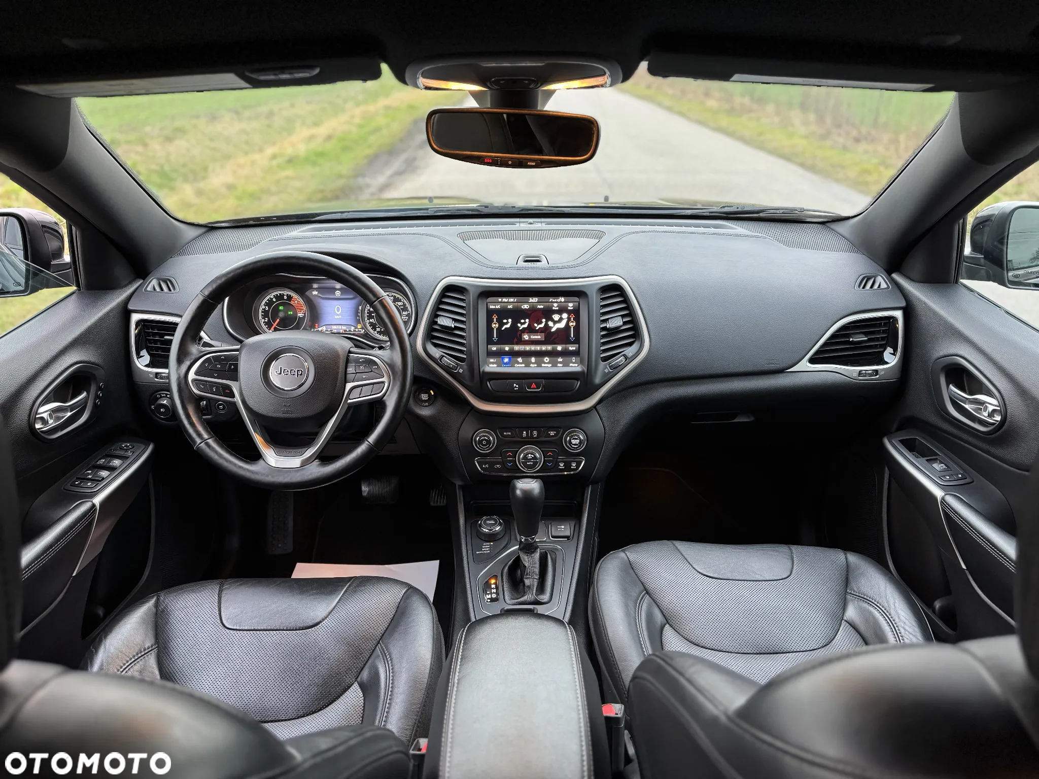 Jeep Cherokee 2.0 GME Active Drive I Night Eagle - 32