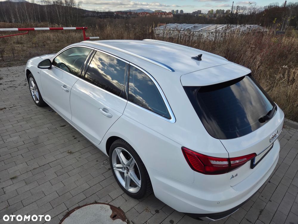 Audi A4 Avant 40 TDI quattro S tronic S line - 12