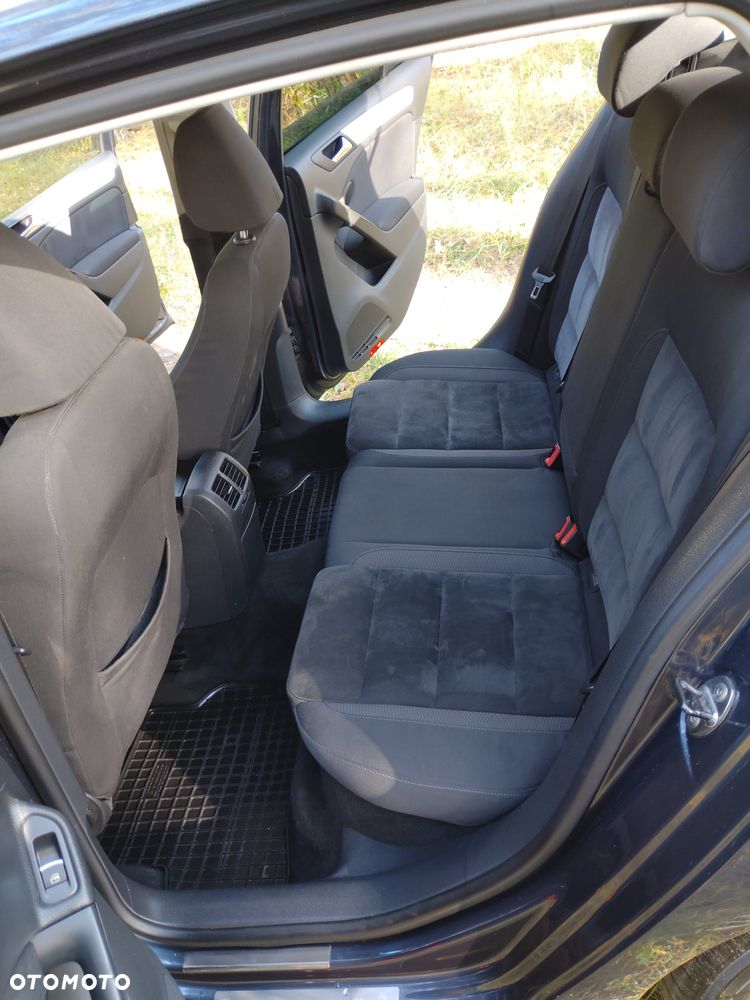Volkswagen Golf - 9