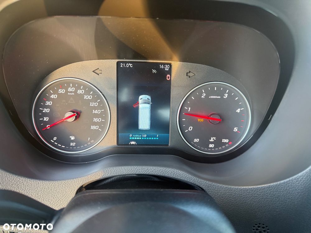 Mercedes-Benz SPRINTER 516CDI - 9