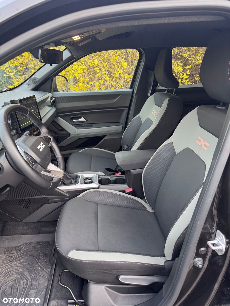 Dacia Duster 1.2 TCe mHEV Extreme - 10