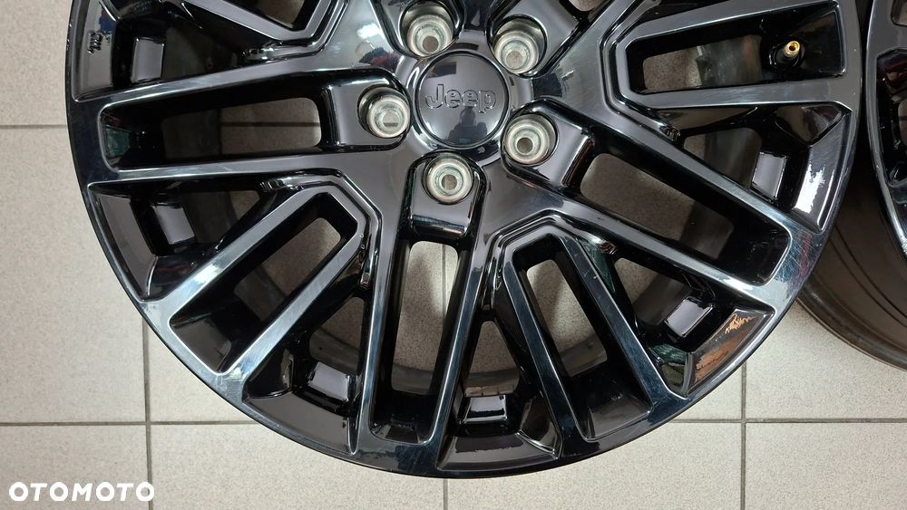 Felgi Aluminiowe 19 Jeep Compass II Renegade 5x110 ET 40 - 3