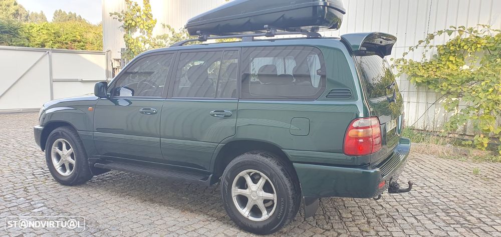 Toyota Land Cruiser 100 Auto Executive - 2