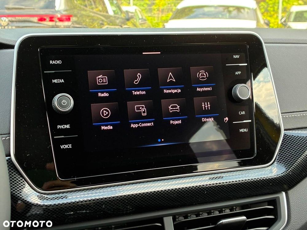 Volkswagen T-Cross - 18