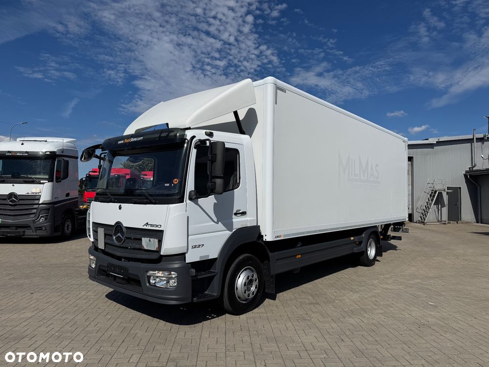 Mercedes-Benz ATEGO - 1