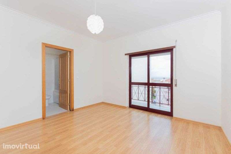 Apartamento T2 / Pretas do Morgado / Povoa de Santa Iria - Grande imagem: 2/12