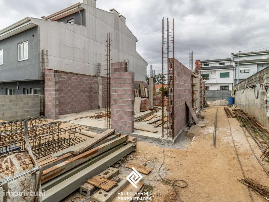Moradia T2 moderna com duas suítes em Avintes, Vila Nova de Gaia - Grande imagem: 3/9