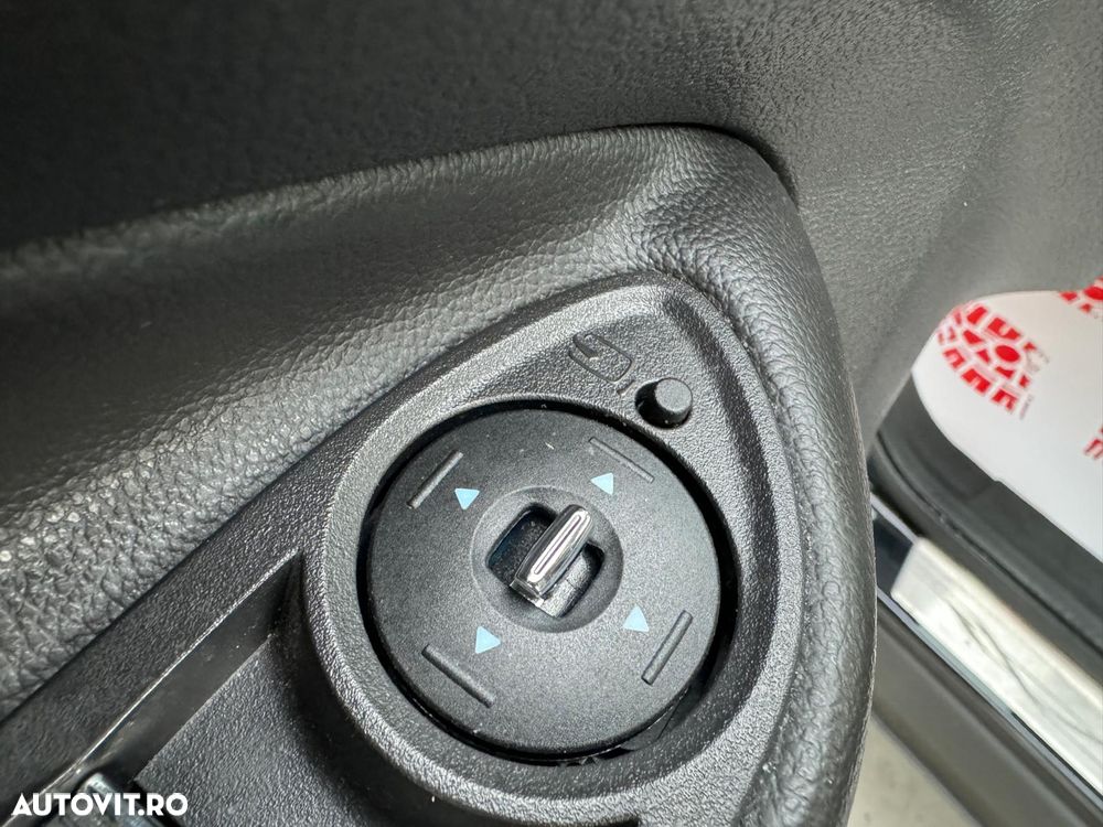 Ford Kuga 1.6 EcoBoost 2x4 Titanium - 26