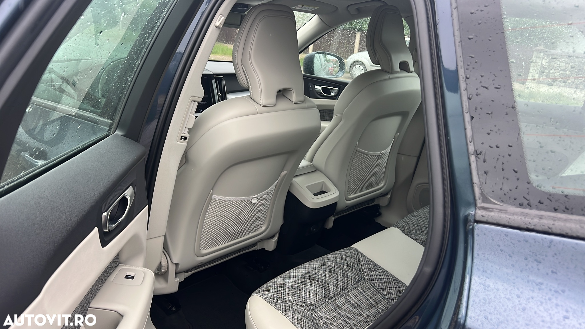 Volvo XC 60 B4 D AWD Geartronic RDesign - 6