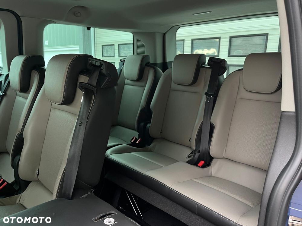 Ford Tourneo Custom 2.0 EcoBlue L1 Titanium - 9