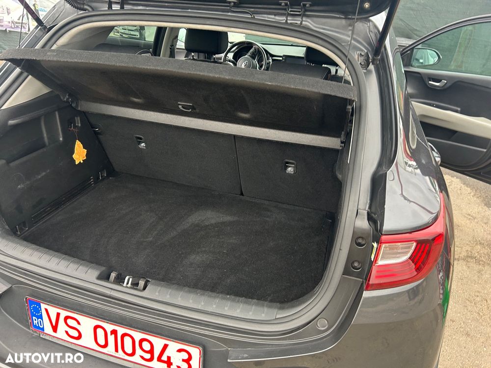 Kia Stonic 1.0 T-GDI 7DCT HP MHEV Trend - 24