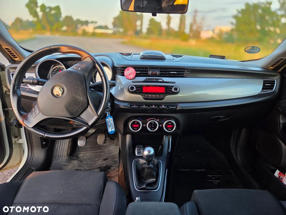 Alfa Romeo Giulietta 1.4 TB Distinctive - 5