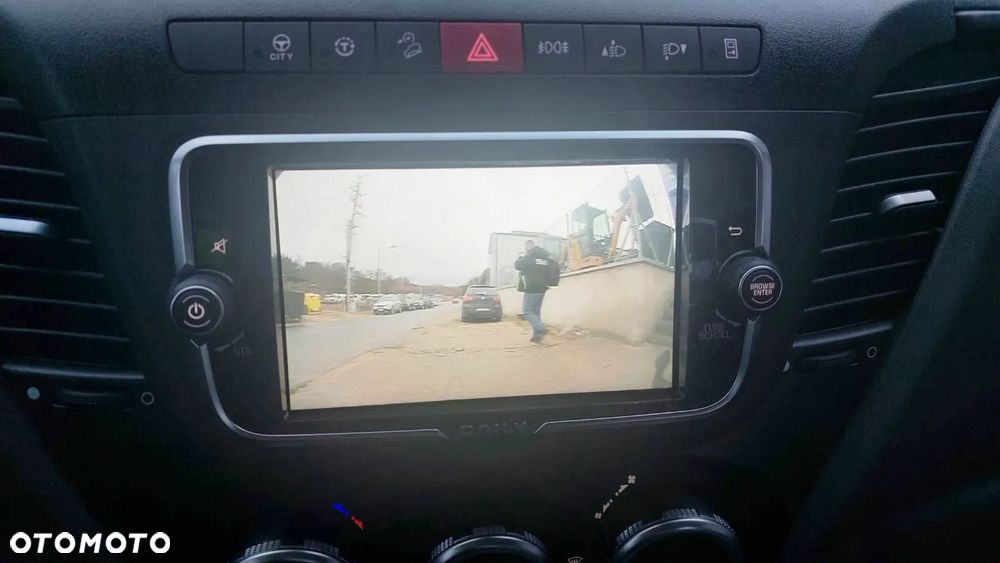 Iveco Daily 70C18 - 18