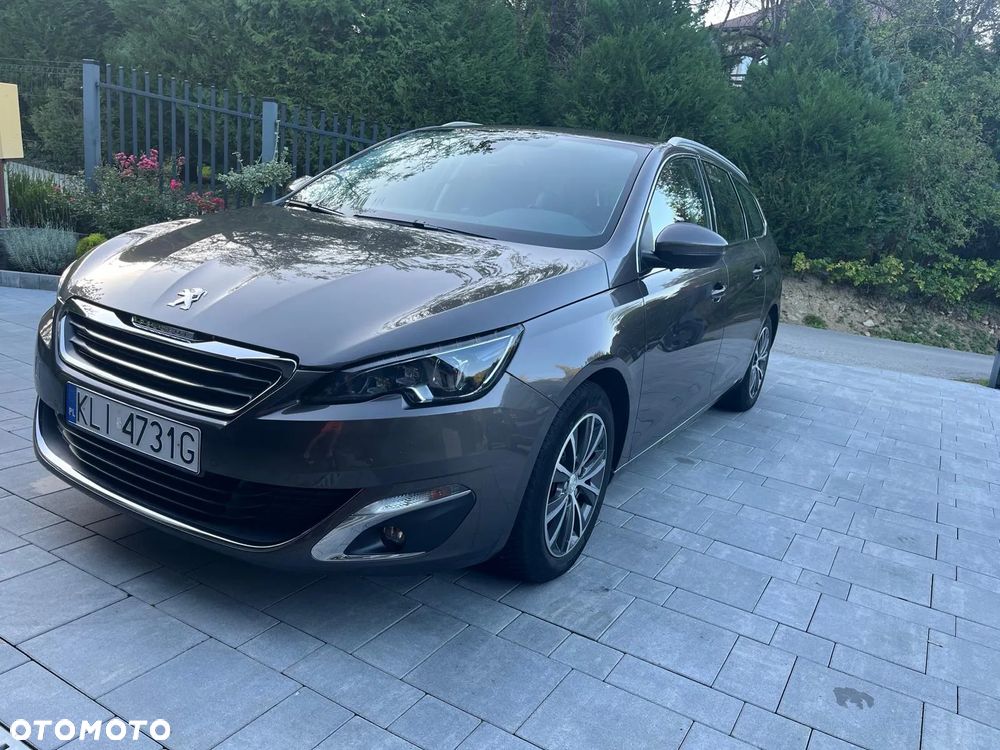 Peugeot 308 SW 1.2 PureTech Allure S&S - 3