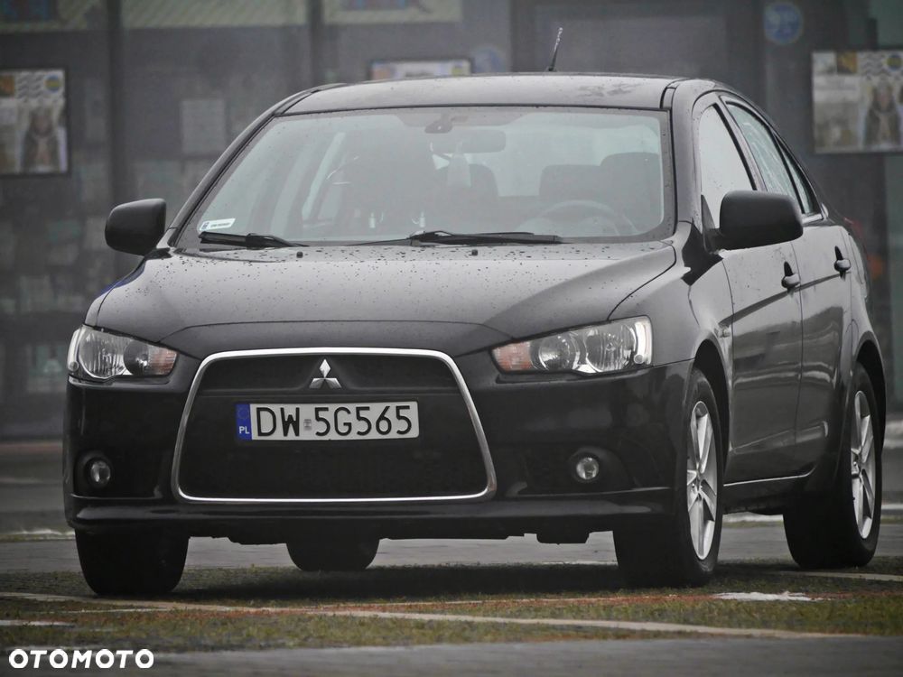 Mitsubishi Lancer - 8