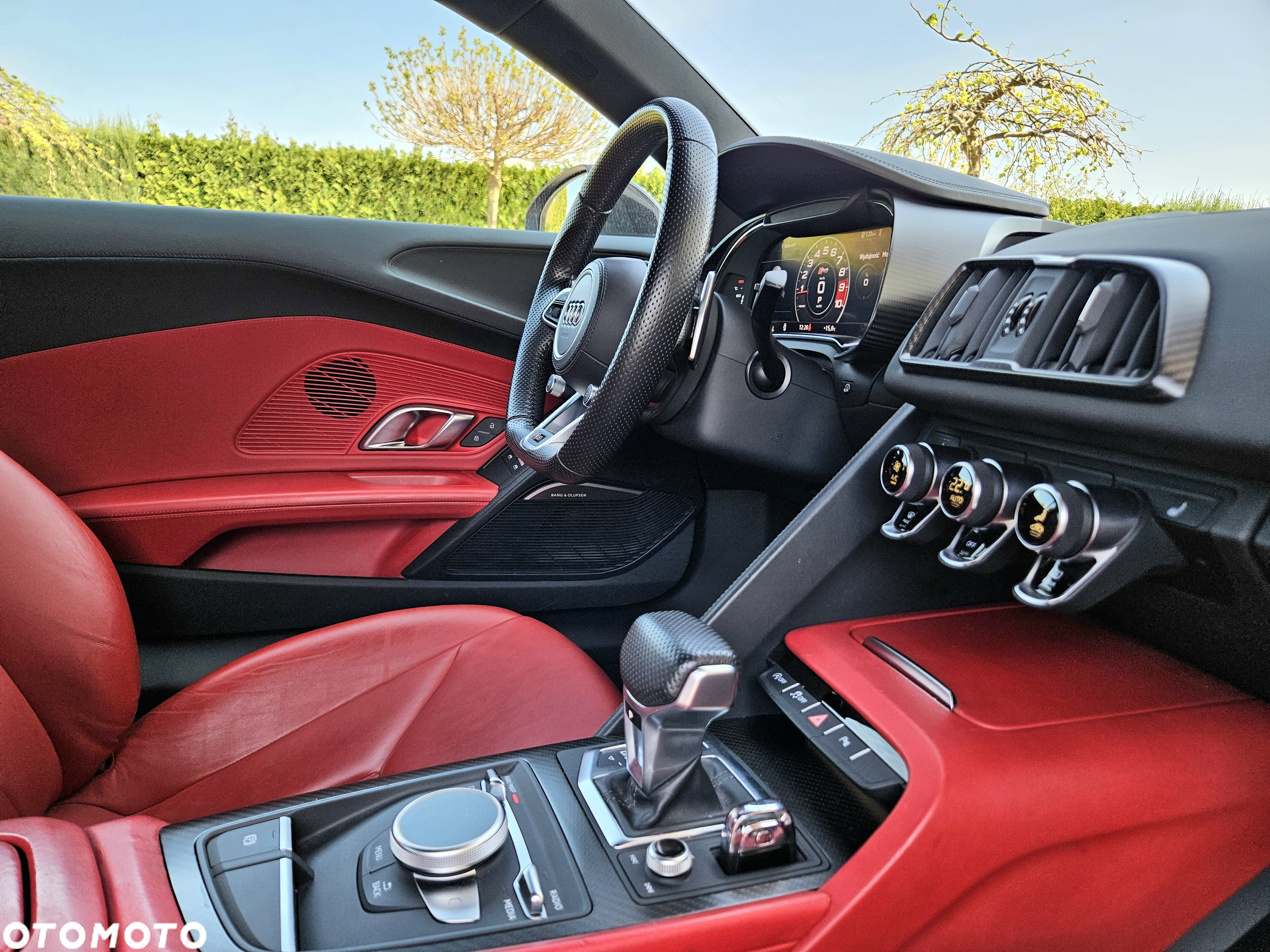 Audi R8 V10 plus 5.2 FSI quattro S tronic - 24