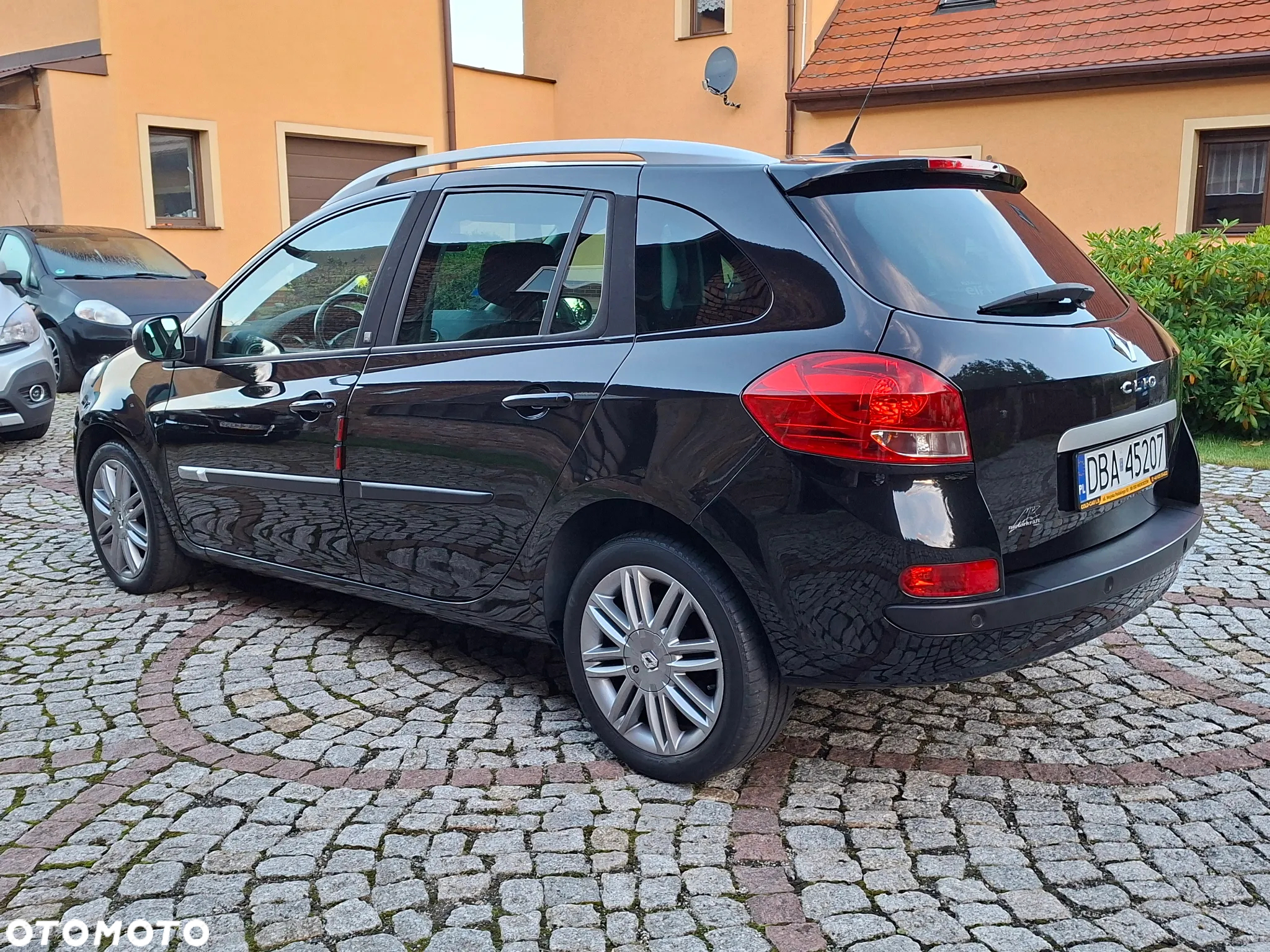 Renault Clio TCe 100 Grandtour TomTom Edition - 3