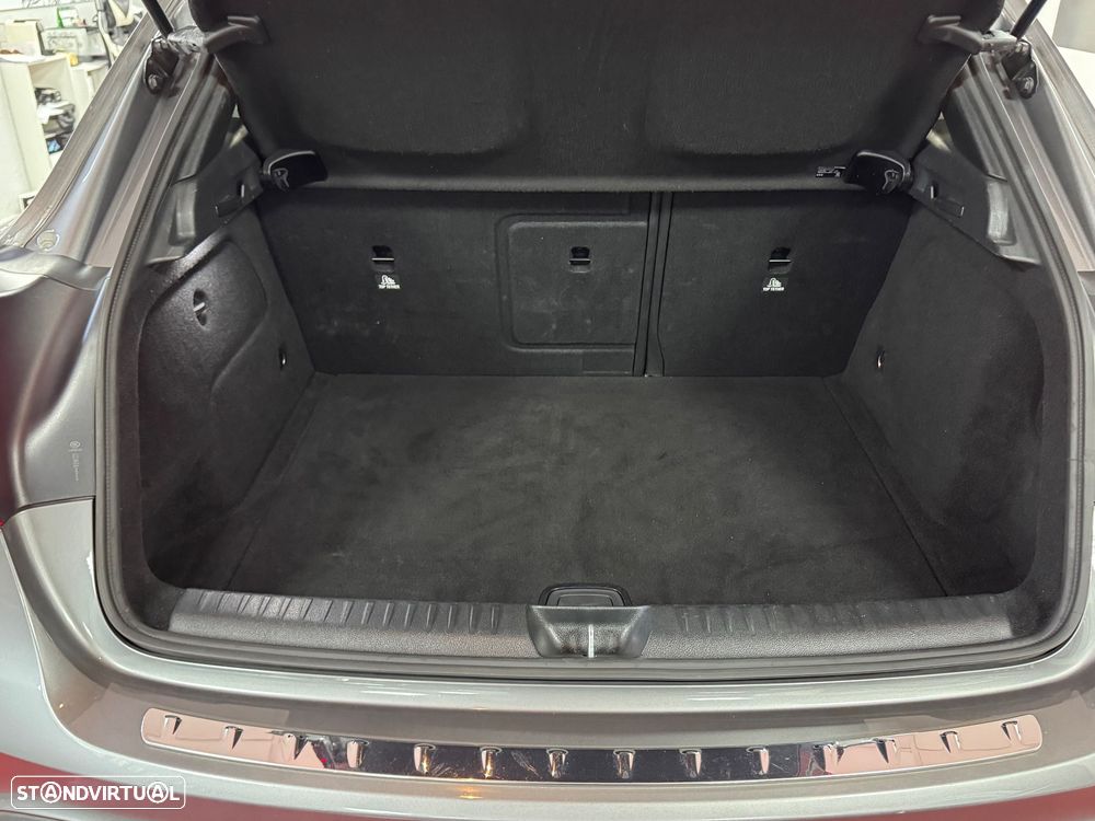 Mercedes-Benz GLA 200 d 4Matic 7G-DCT AMG Line - 13