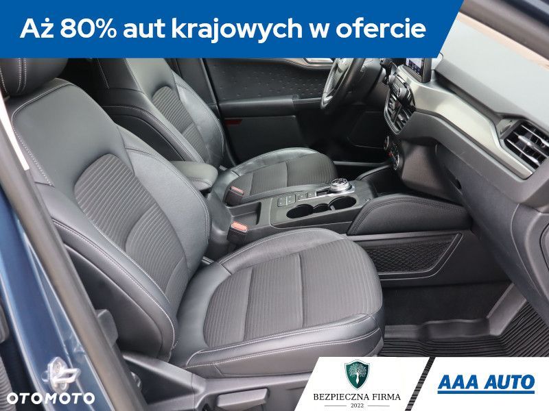 Ford Kuga - 10
