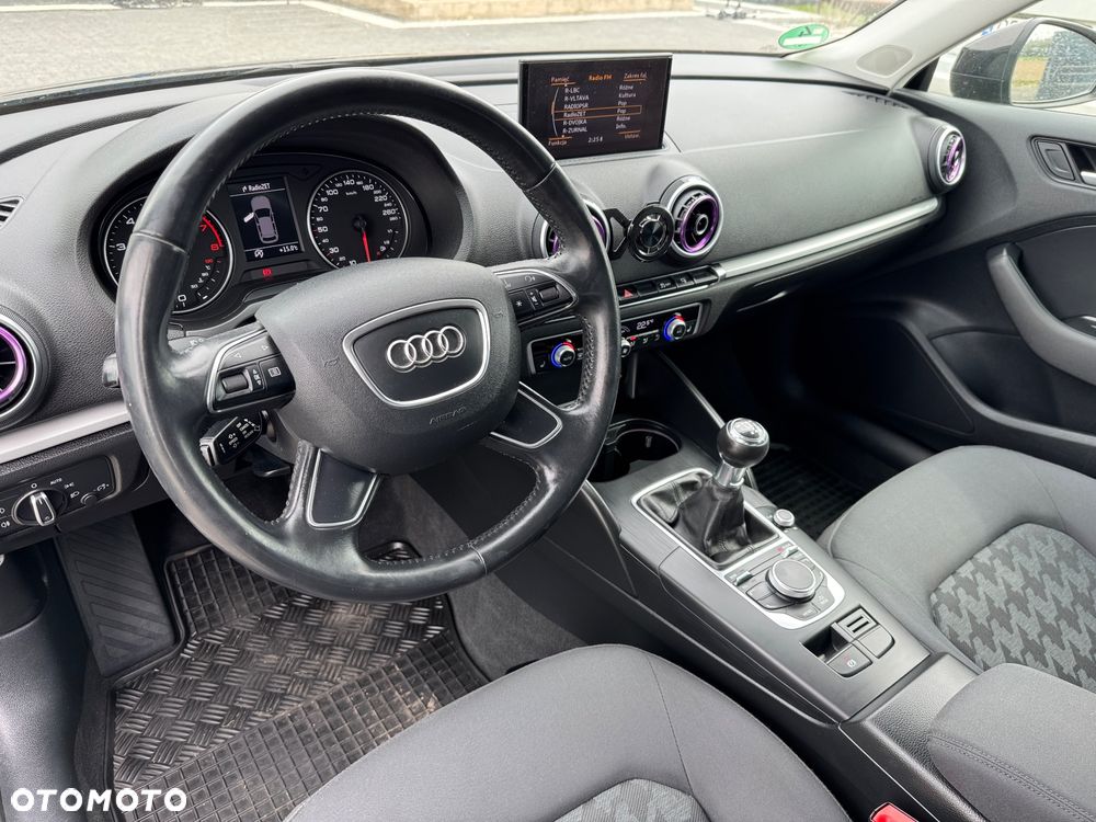 Audi A3 Sportback - 17