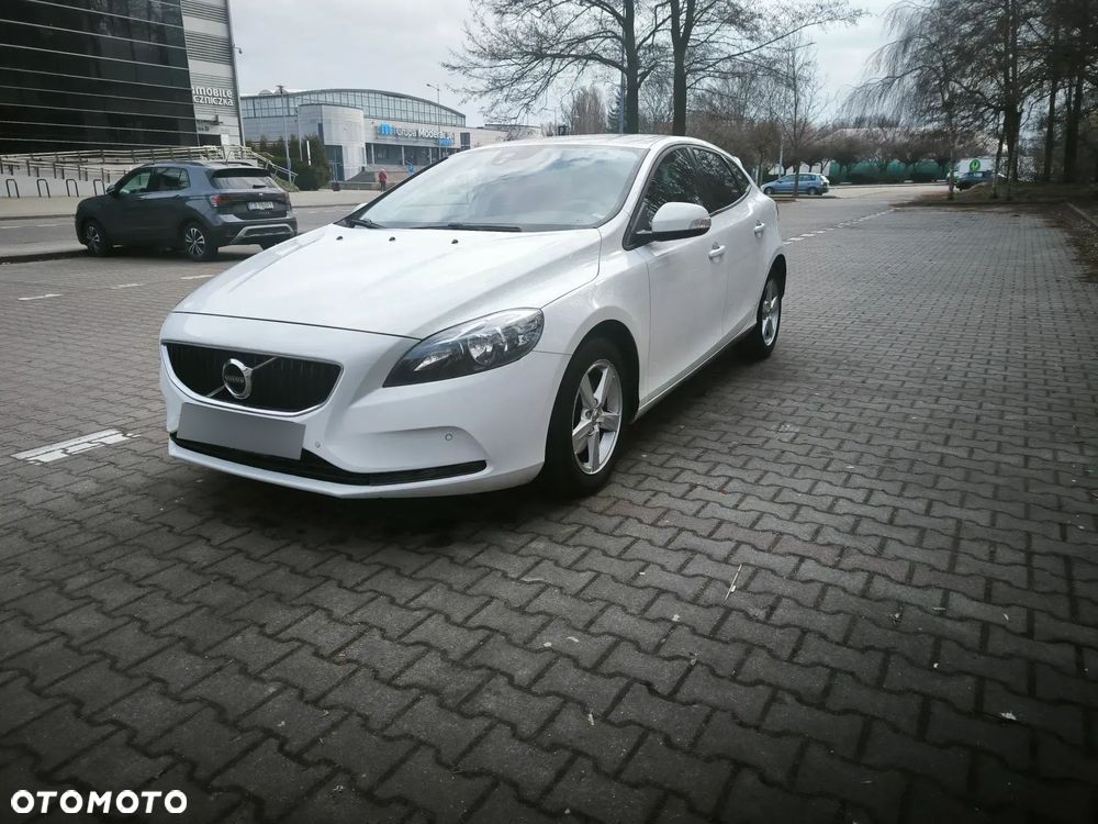 Volvo V40 T3 Drive-E Kinetic - 2