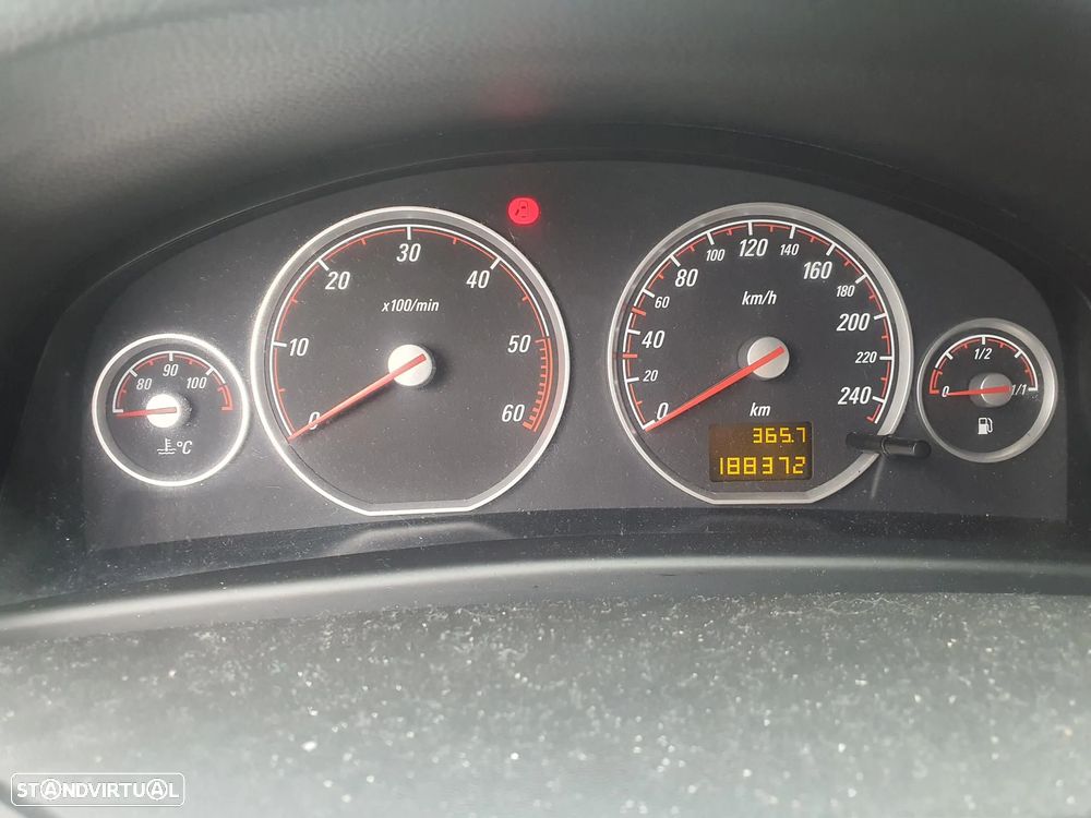 Opel Vectra GTS 1.9 CDTi - 4