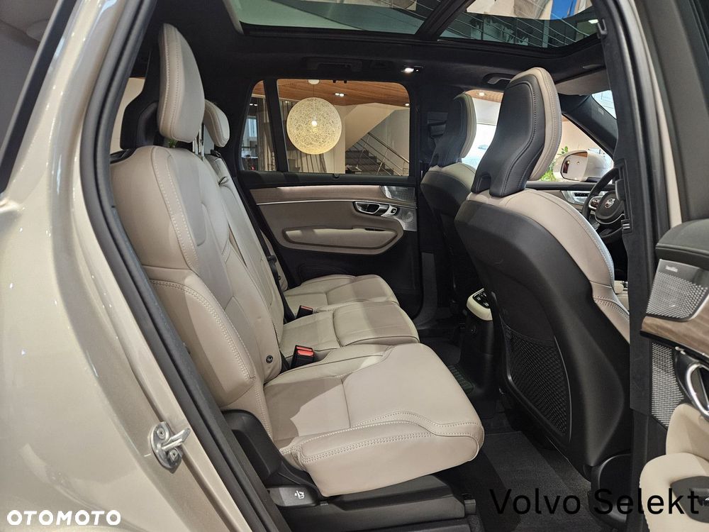 Volvo XC 90 - 34