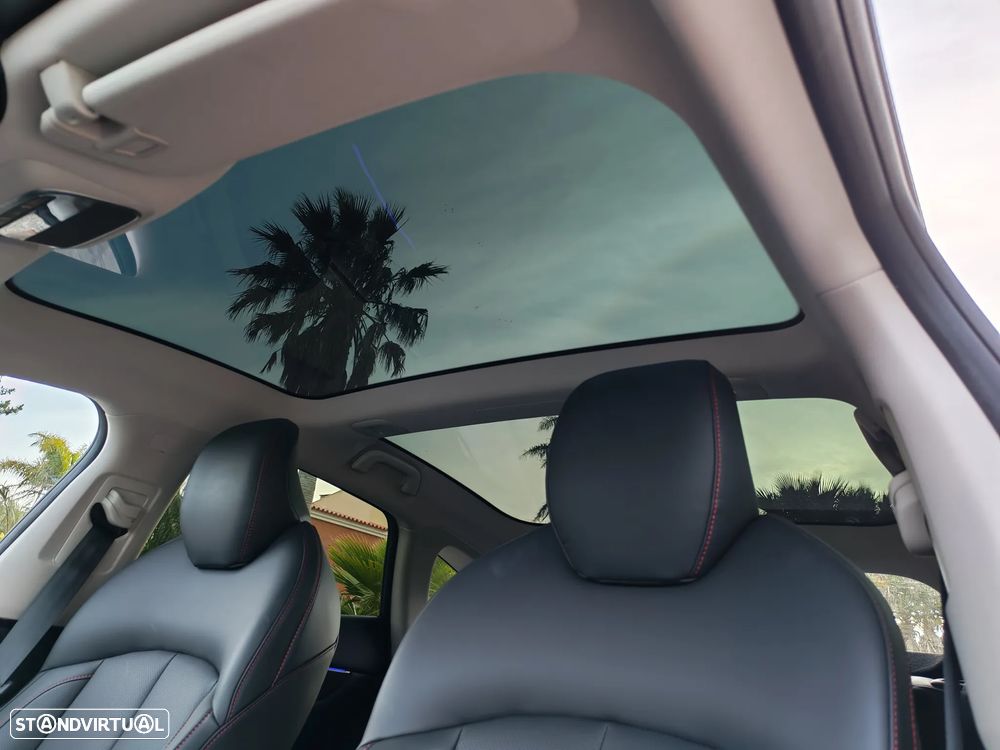 Xpeng P7i 86.2 kWh AWD Performance - 15