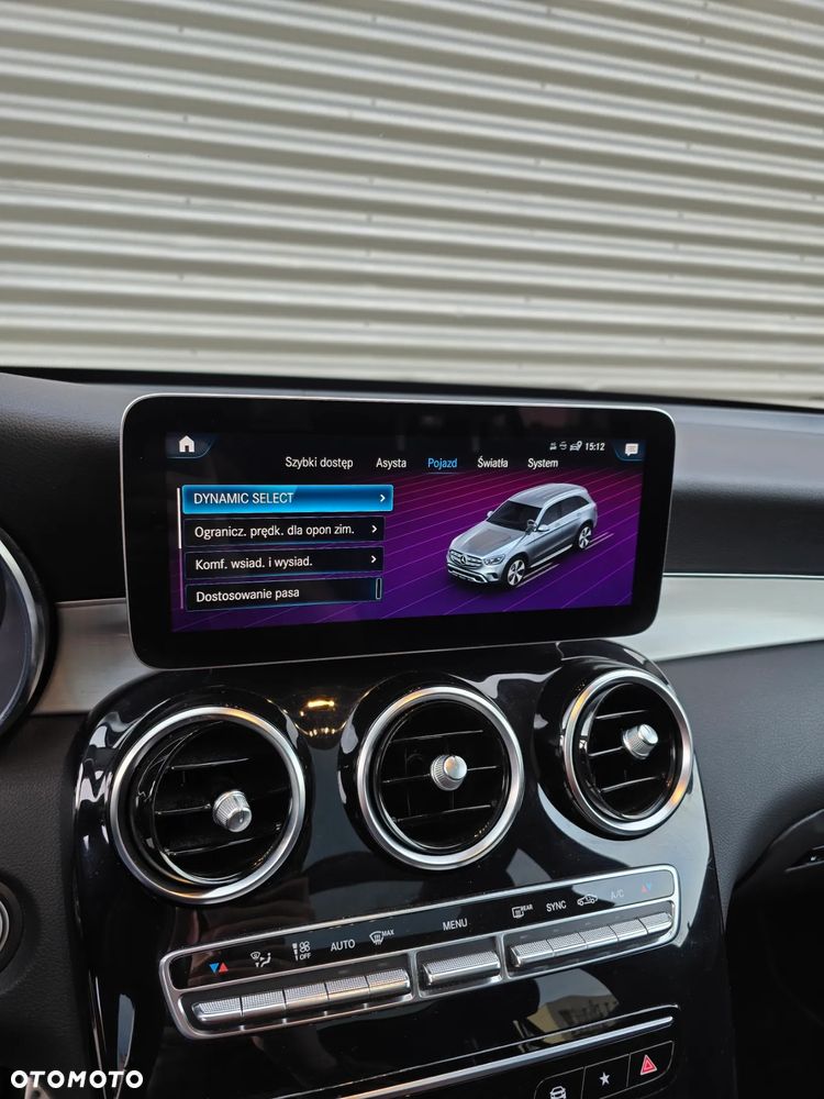 Mercedes-Benz GLC 220 d 4Matic 9G-TRONIC AMG Line - 26