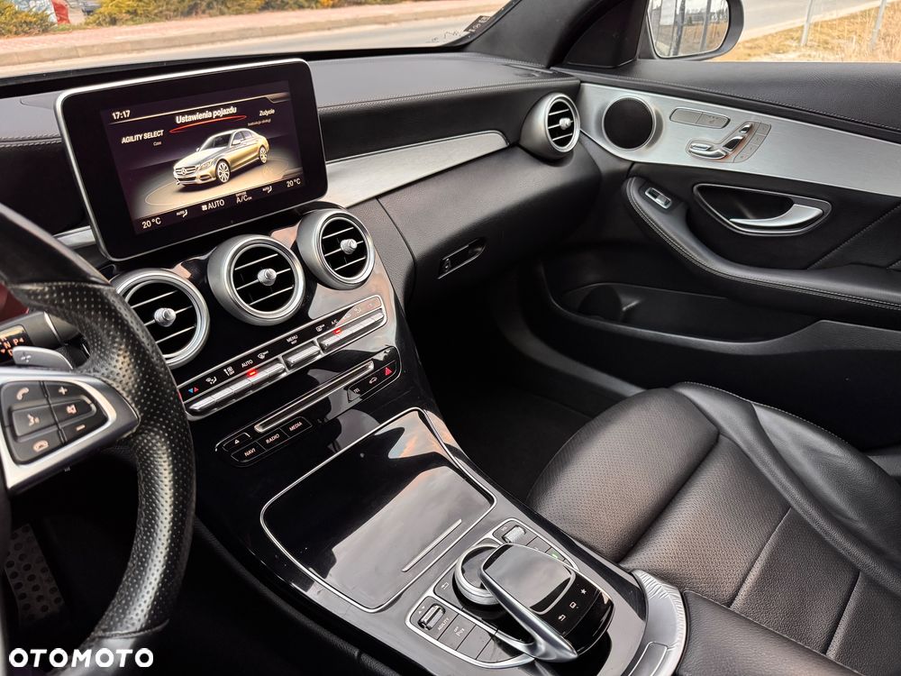 Mercedes-Benz Klasa C 200 7G-TRONIC AMG Line - 27
