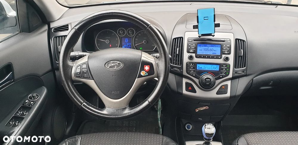 Hyundai i30 i30cw 1.6 CRDi blue Classic - 20