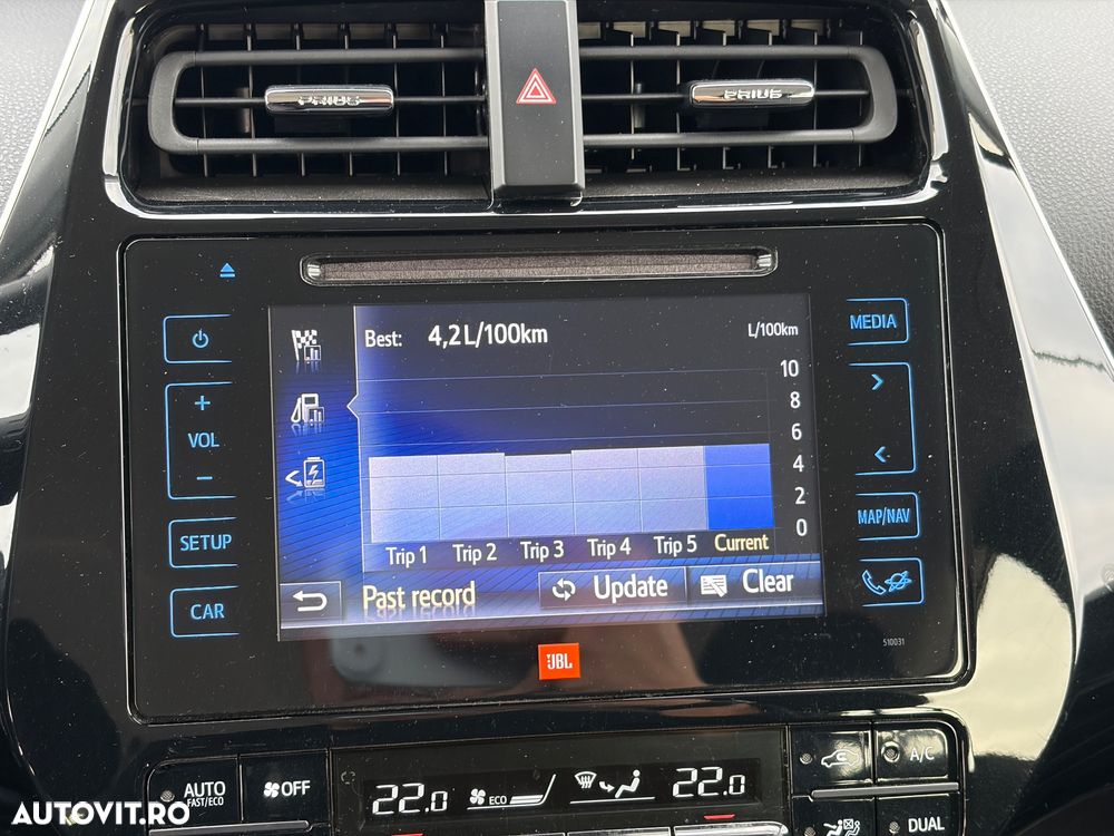 Toyota Prius (Hybrid) Executive - 22