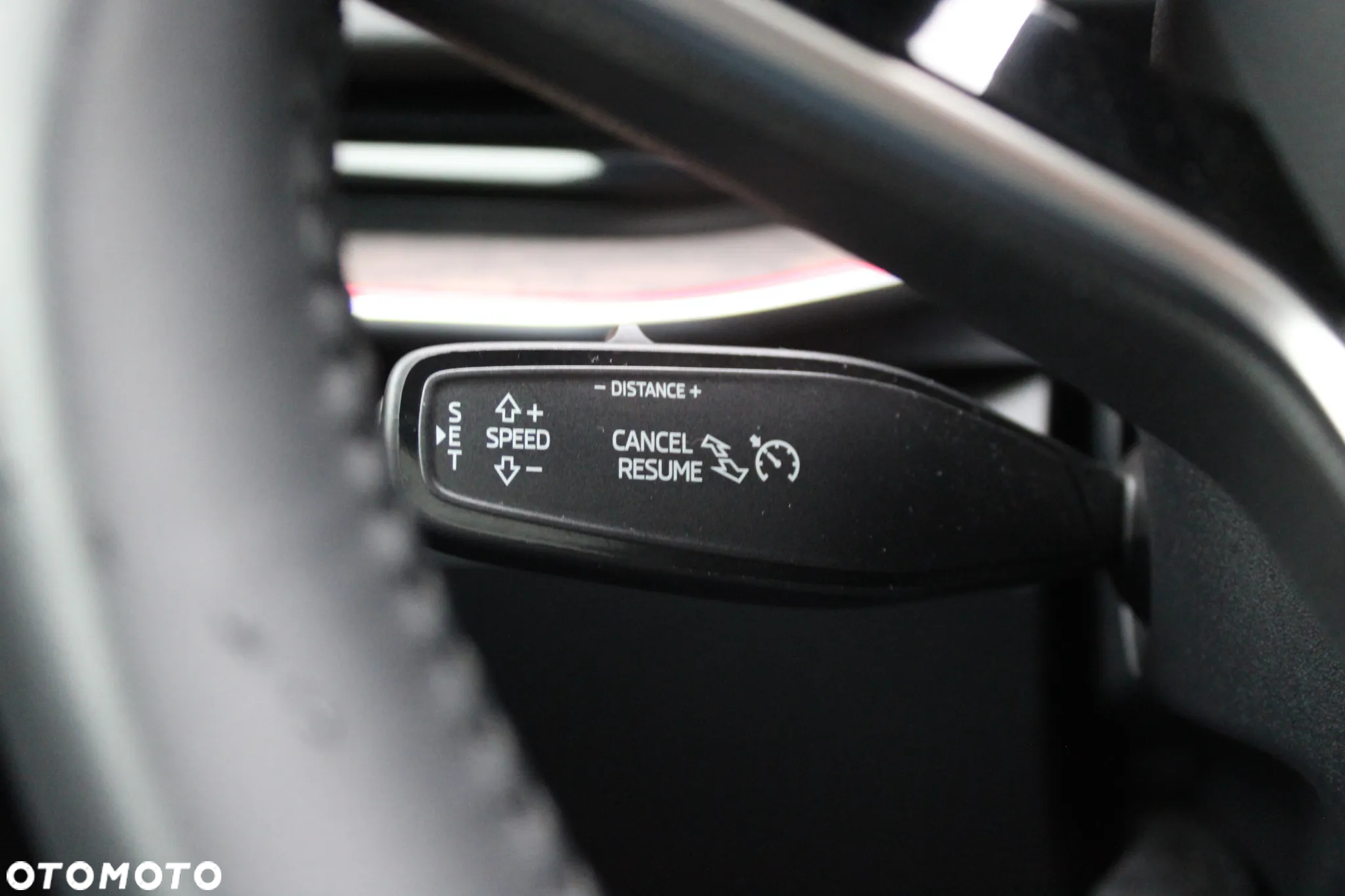 Skoda Superb 2.0 TDI SCR L&K DSG - 19