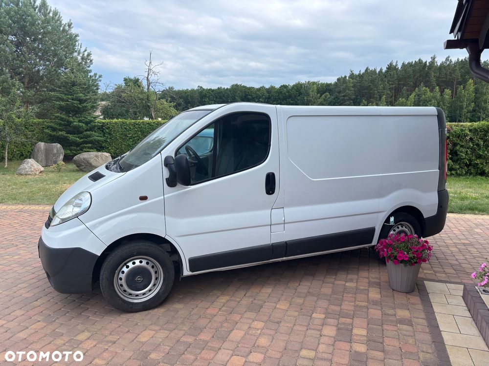 Opel Vivaro - 12