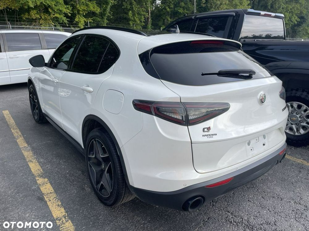 Alfa Romeo Stelvio 2.0 Turbo TI Q4 - 4