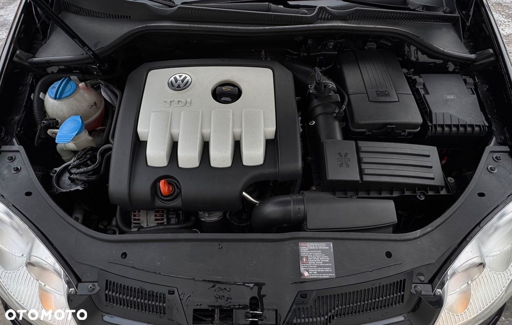 Volkswagen Golf 2.0 TDI DPF 4Motion Trendline - 35