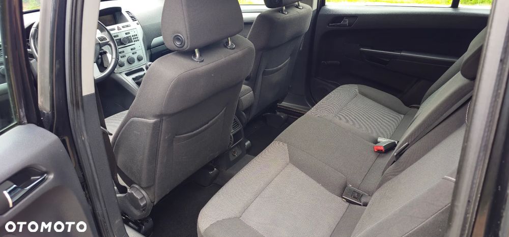 Opel Zafira 1.8 - 10