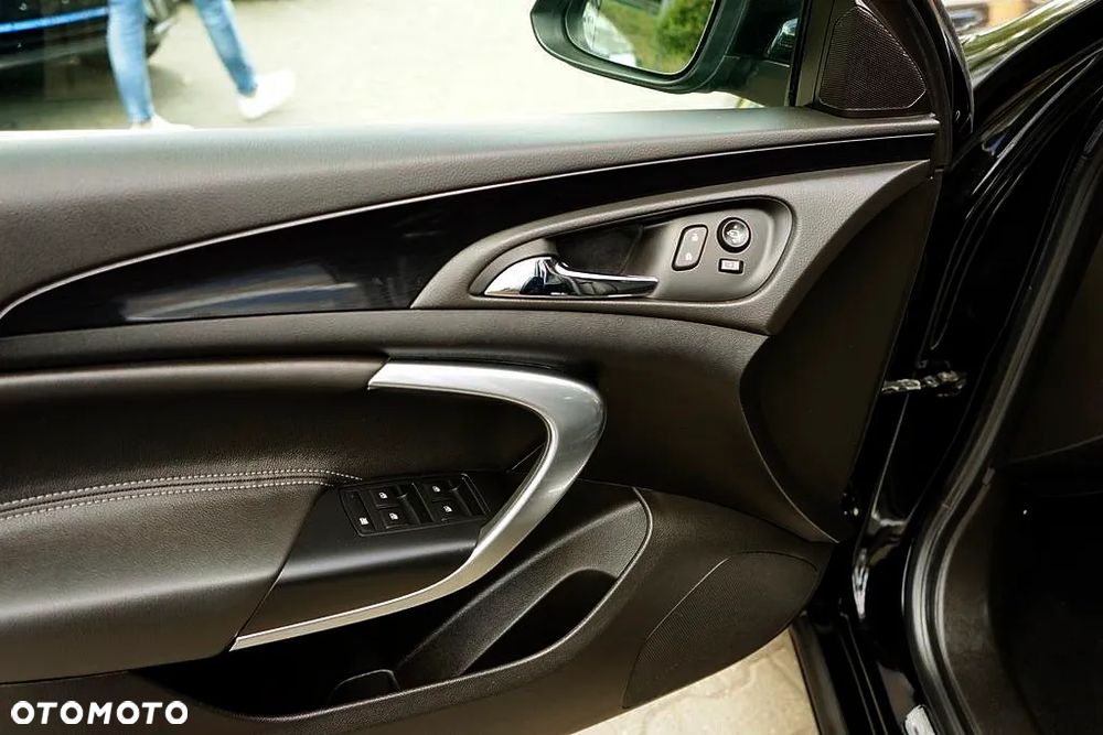 Opel Insignia Sports Tourer 1.6 ECOTEC Diesel Edition - 10
