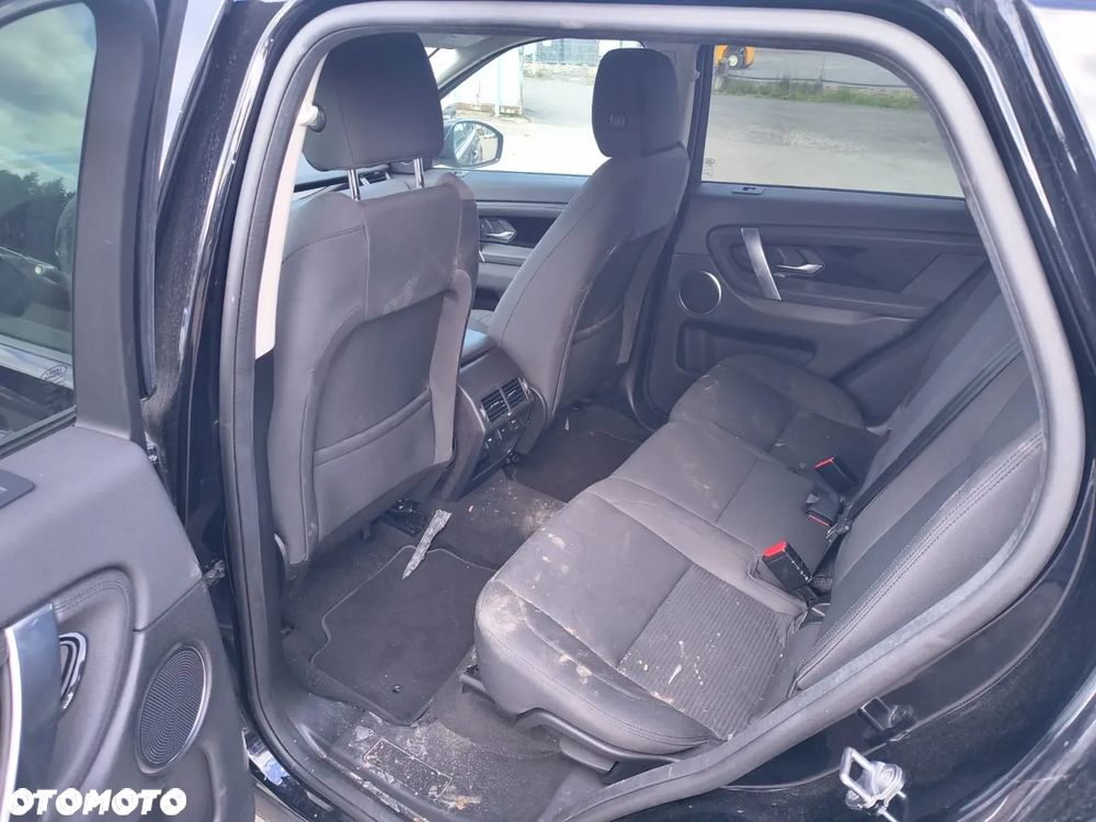 Land Rover Discovery Sport - 9