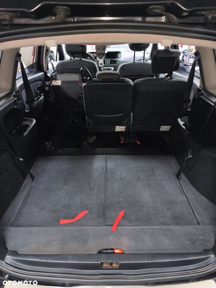 Renault Grand Scenic - 6