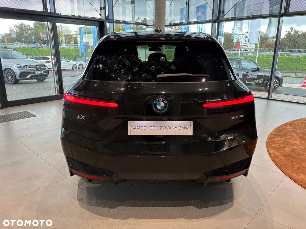BMW iX xDrive40 76.6kWh - 7