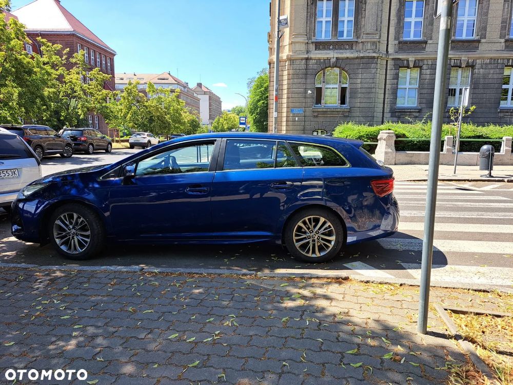 Toyota Avensis 2.0 D-4D Active Business - 7