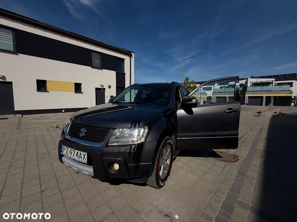 Suzuki Grand Vitara 2.4 Premium - 1