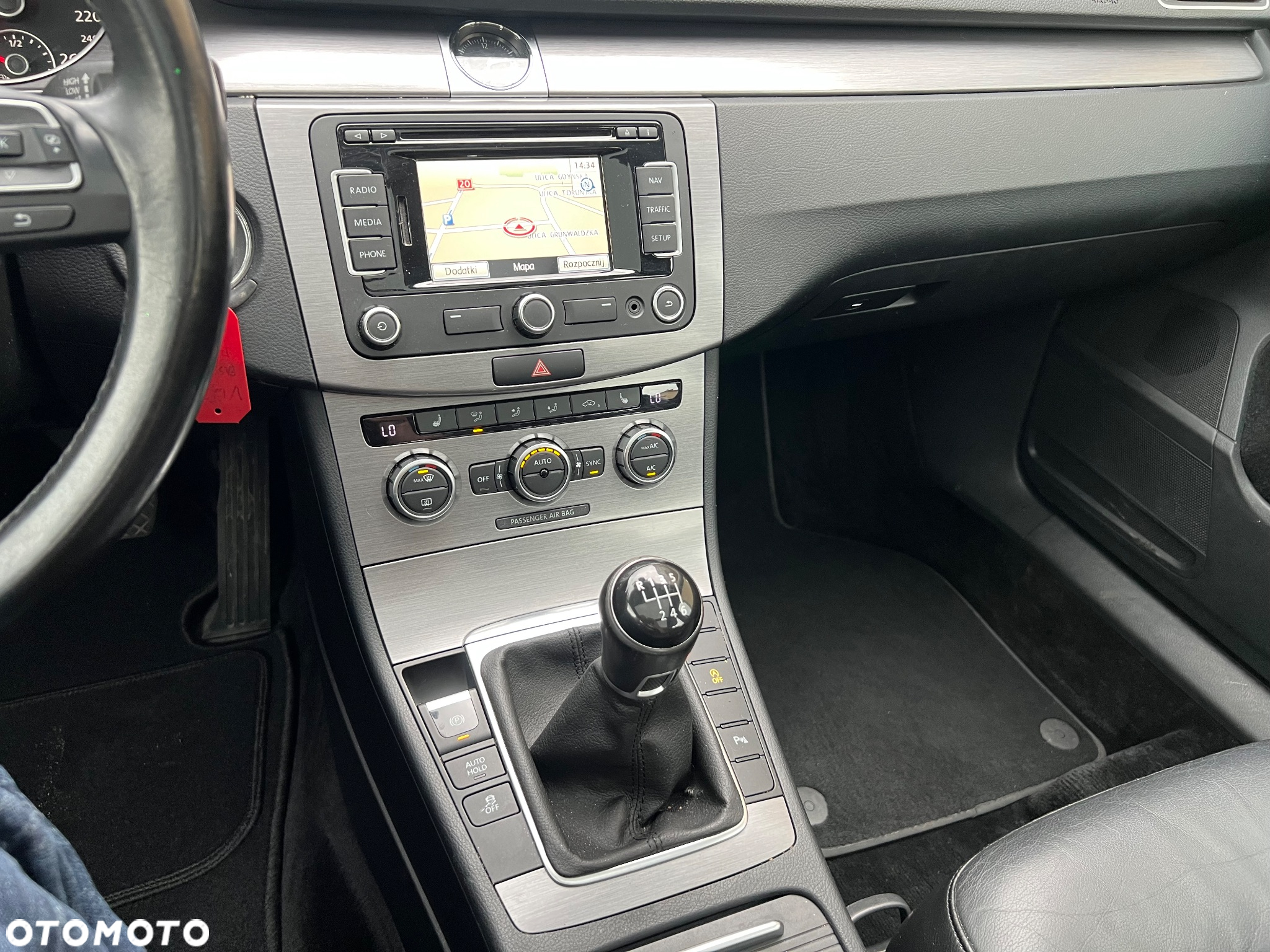 Volkswagen Passat Variant 2.0 Blue TDI SCR Comfortline - 15