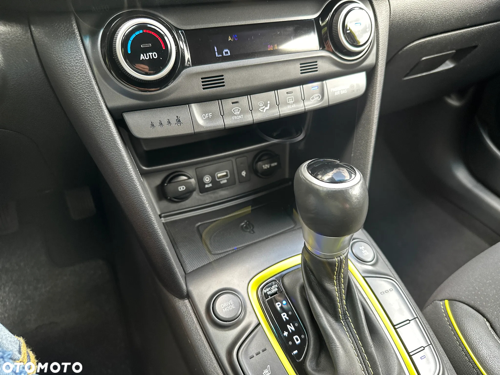 Hyundai Kona 1.6 T-GDI DCT 4WD Premium - 26
