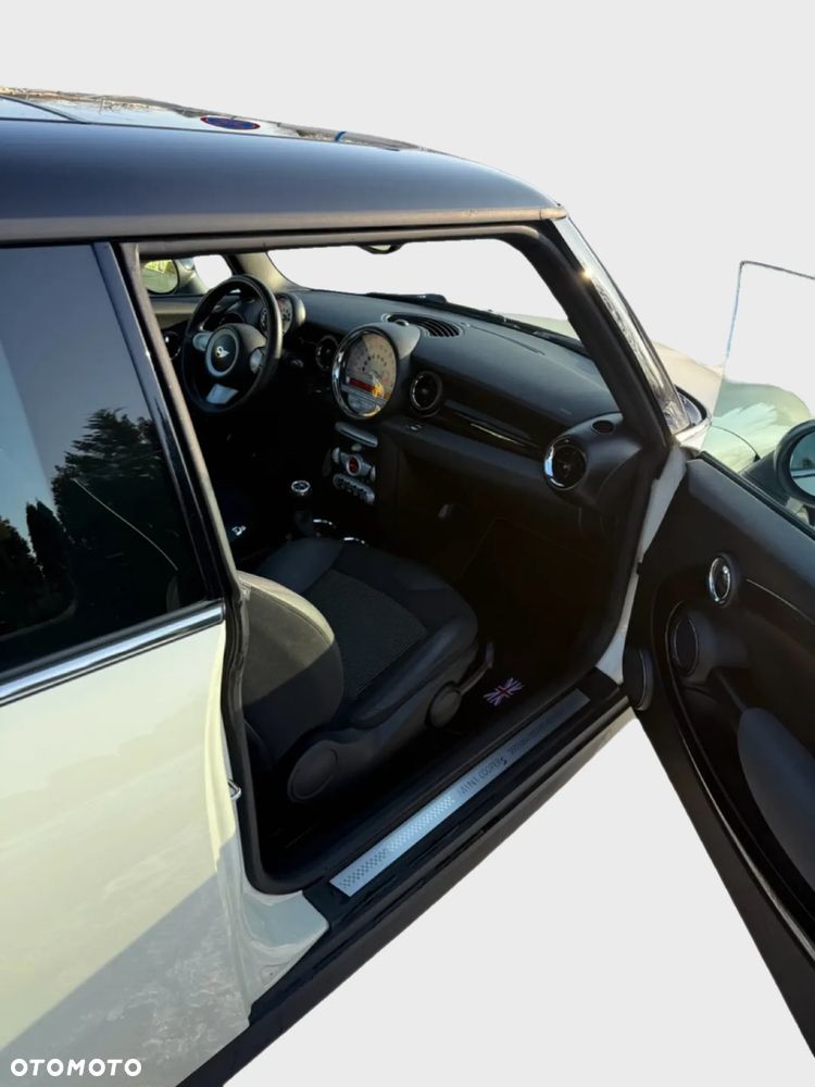 MINI Cooper S Standard - 11